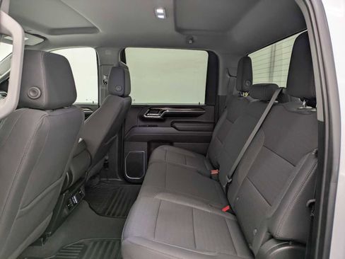 Used 2024 GMC Sierra 3500 SLE w/ SLE Convenience Package image 20