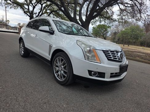 Used 2015 Cadillac SRX Premium w/ Driver Assist Package image 2