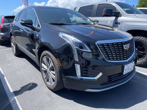 Certified 2024 Cadillac XT5 Premium Luxury FWD image 1