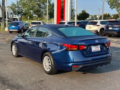 Used 2020 Nissan Altima 2.5 S FWD image 6