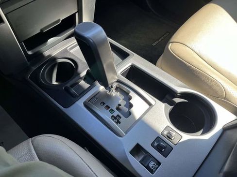 Used 2011 Toyota 4Runner Limited image 28