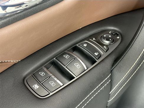 Used 2023 INFINITI QX80 Premium Select w/ Cargo Package AWD/4WD image 30