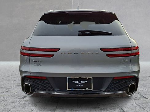 Certified 2024 Genesis GV70 2.5T w/ Select Package image 9