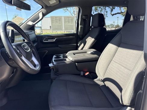 Used 2023 GMC Sierra 1500 Elevation image 18