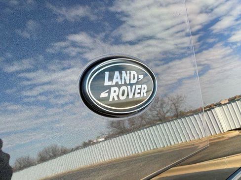 Used 2023 Land Rover Defender 130 First Edition image 19