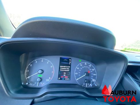 Used 2024 Toyota Corolla Cross AWD Hybrid w/ Moonroof Package image 38