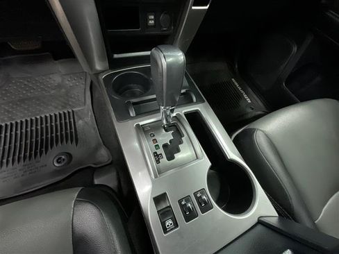 Used 2018 Toyota 4Runner SR5 Premium AWD/4WD image 16