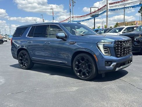 Certified 2025 GMC Yukon Denali Ultimate AWD/4WD image 2