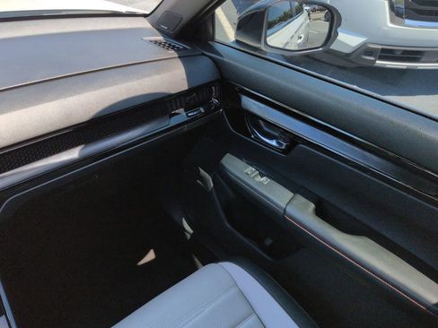 Used 2025 Honda CR-V Sport Touring image 16