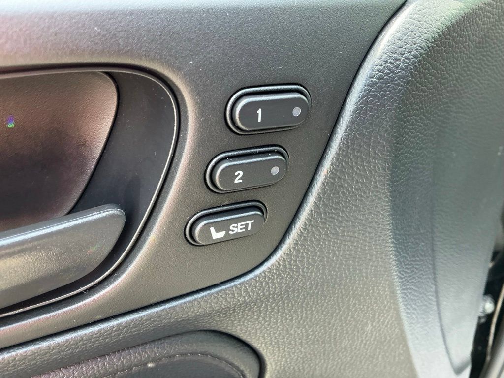 Used 2024 Honda Odyssey EX-L image 27
