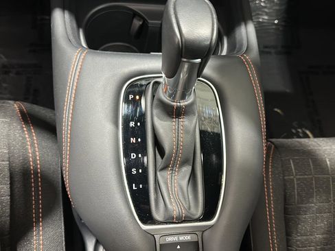 Used 2024 Honda HR-V Sport image 13