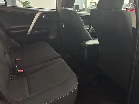 Used 2017 Toyota RAV4 XLE w/ Carpet Mat Package FWD image 21