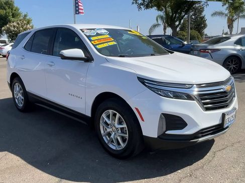 Used 2022 Chevrolet Equinox LT FWD image 1