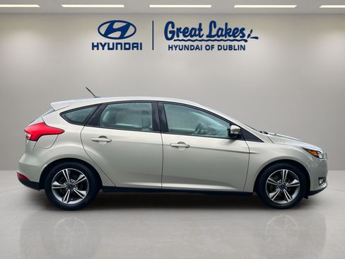 Used 2016 Ford Focus SE FWD image 6