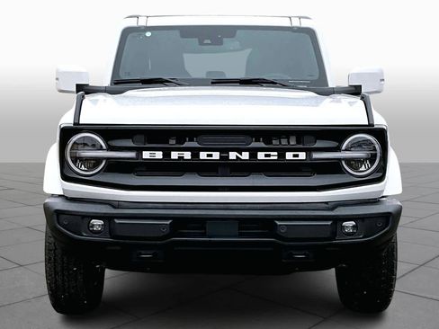 Certified 2025 Ford Bronco Outer Banks image 4