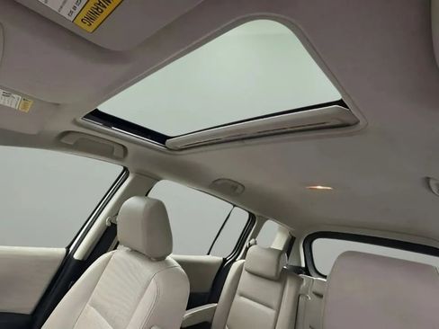 Used 2009 MAZDA MAZDA5 Grand Touring image 44