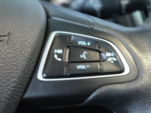 Used 2018 Ford Focus Titanium image 14