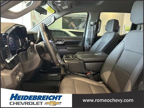 Used 2024 Chevrolet Silverado 1500 LT Trail Boss w/ Protection Package AWD/4WD image 13