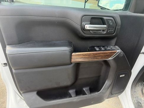 Used 2019 Chevrolet Silverado 1500 High Country AWD/4WD image 4