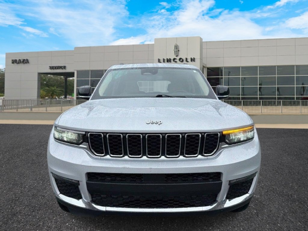 Used 2022 Jeep Grand Cherokee L Limited RWD image 8