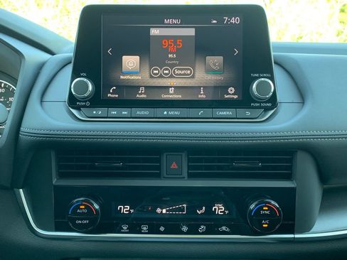 New 2026 Nissan Rogue SV image 14