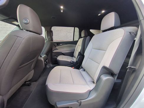 Used 2026 Chevrolet Traverse LT w/ Driver Confidence Package FWD image 25