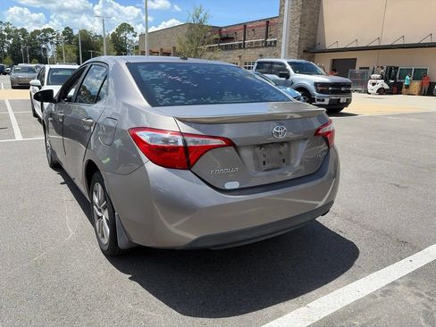 Used 2015 Toyota Corolla LE Premium FWD image 3