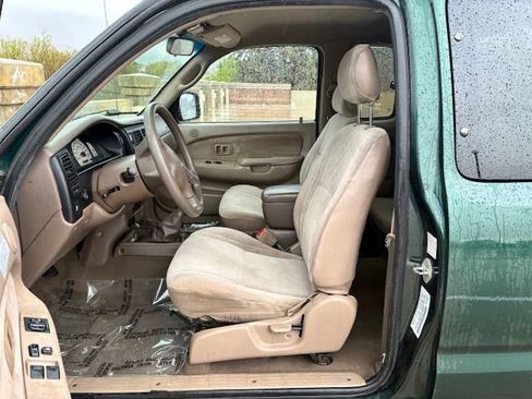 Used 2001 Toyota Tacoma 4x4 Xtracab V6 image 13
