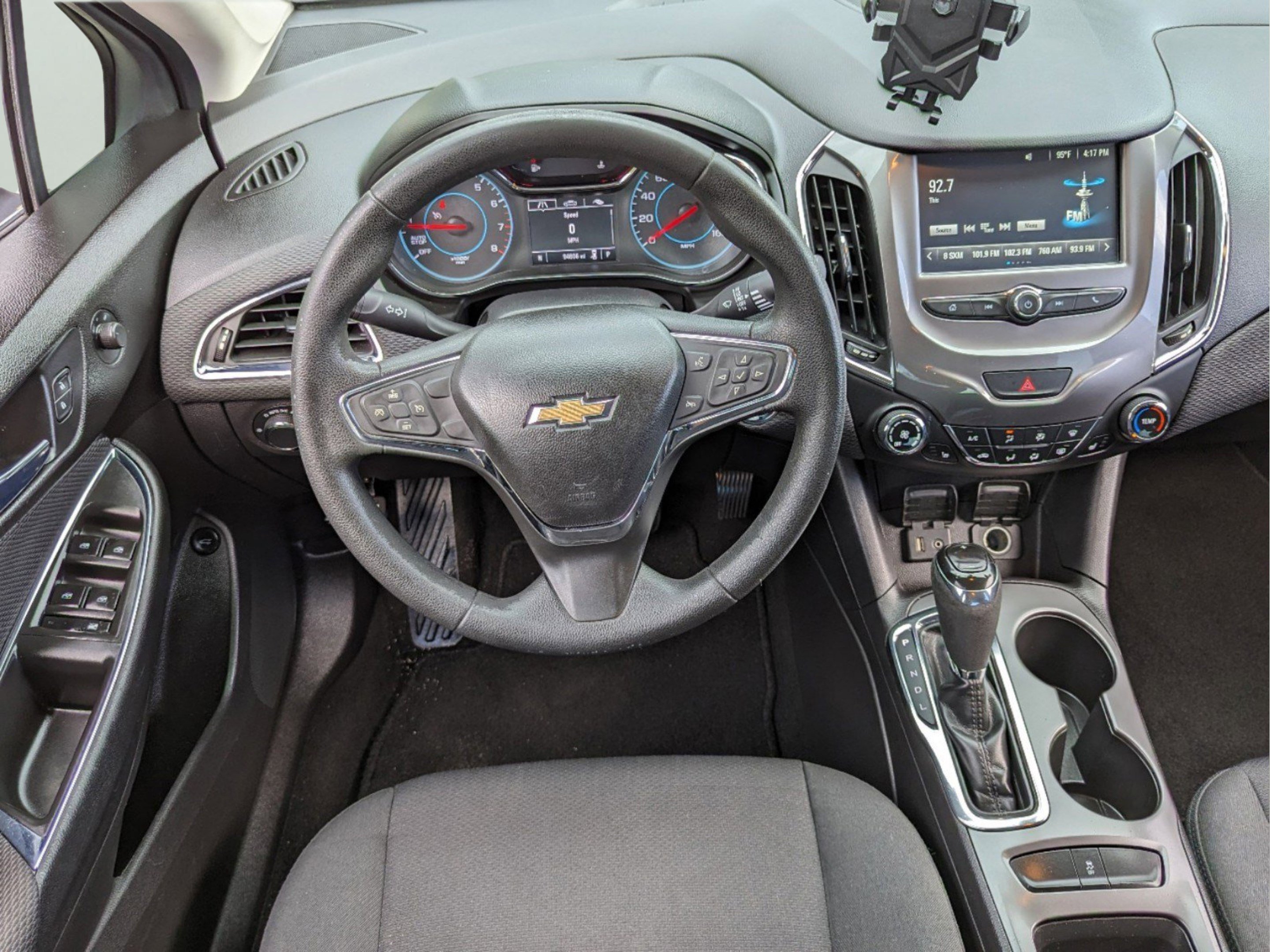 Used 2017 Chevrolet Cruze LT w/ Convenience Package FWD image 24