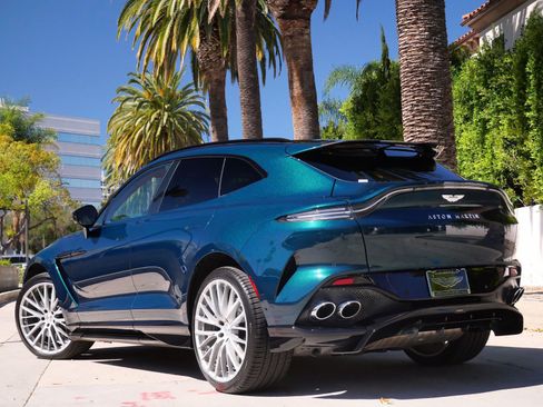 Used 2023 Aston Martin DBX 707 image 2