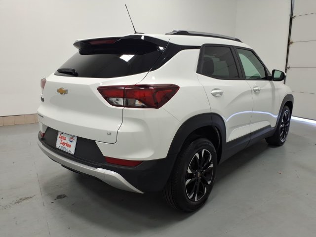 Used 2023 Chevrolet TrailBlazer LT FWD image 3