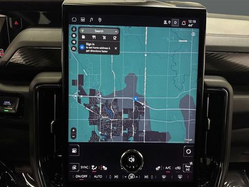 Used 2025 GMC Yukon XL AT4 w/ LPO, Floor Liner Package image 9