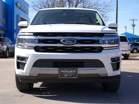 Used 2024 Ford Expedition Max Limited image 9