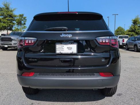 New 2026 Jeep Compass Latitude AWD/4WD image 5