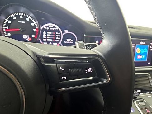 Used 2022 Porsche Panamera 4 Platinum Edition AWD/4WD image 25