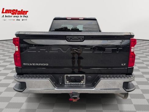 Used 2025 Chevrolet Silverado 2500 LT w/ Convenience Package AWD/4WD image 4