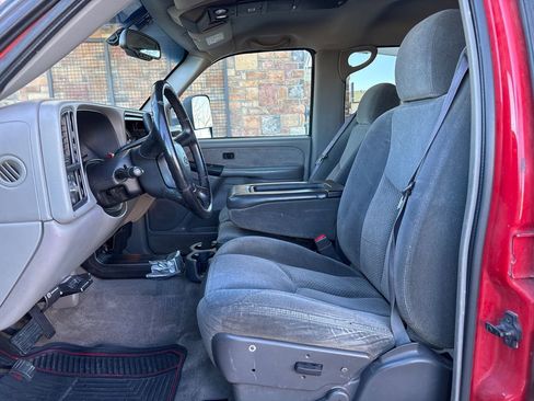 Used 2002 Chevrolet Silverado 2500 LT w/ Off-Road Skid Plate Pkg image 11