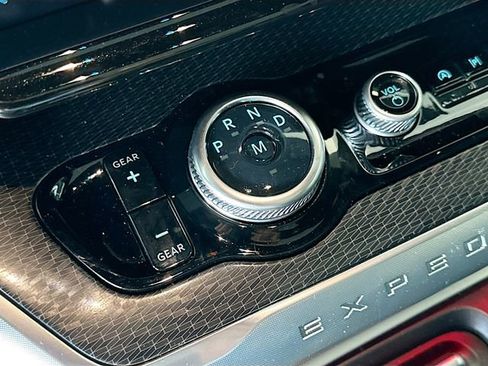 New 2026 Ford Expedition Platinum w/ Stealth Appearance Package AWD/4WD image 12