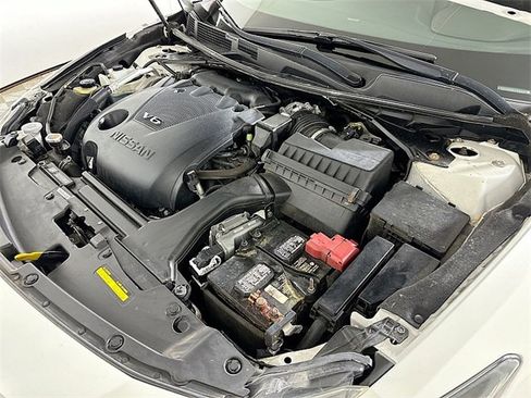 Used 2017 Nissan Maxima SR w/ Midnight Edition image 28