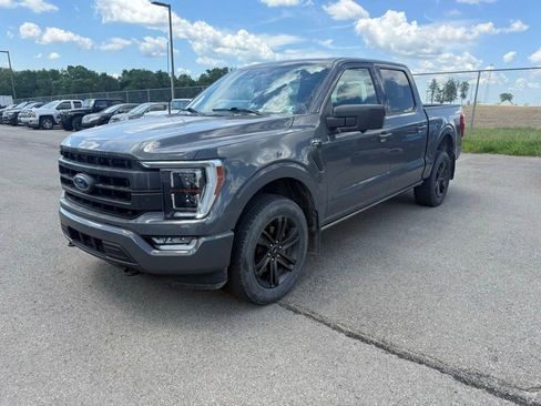 Used 2021 Ford F150 Lariat w/ Equipment Group 502A High AWD/4WD image 3