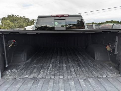 Used 2025 GMC Sierra 1500 AT4 w/ AT4 Premium Package AWD/4WD image 12