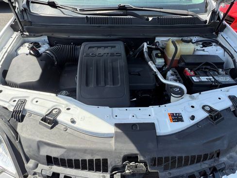 Used 2014 Chevrolet Captiva Sport LT w/ Convenience Package FWD image 20