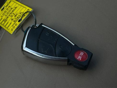 Used 2004 Maybach 57 RWD image 40