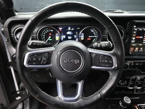 Used 2023 Jeep Wrangler Unlimited Sahara w/ Cold Weather Group AWD/4WD image 11