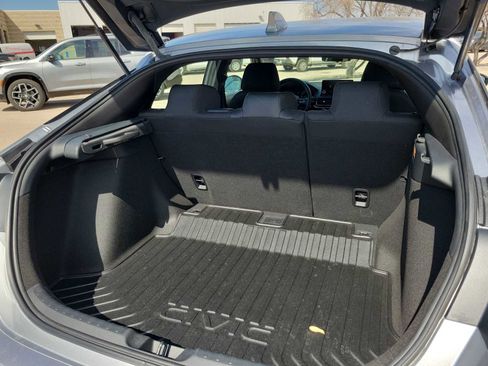 Used 2025 Honda Civic Sport image 15