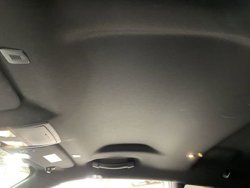 Used 2023 Dodge Challenger R/T w/ Blacktop Package image 22