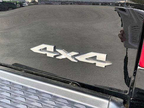 Used 2024 RAM 2500 Big Horn w/ Sport Appearance Package image 38