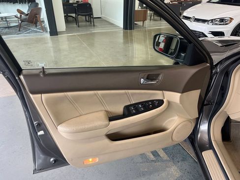 Used 2006 Honda Accord EX-L image 28