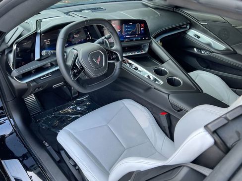 Used 2026 Chevrolet Corvette Stingray image 19