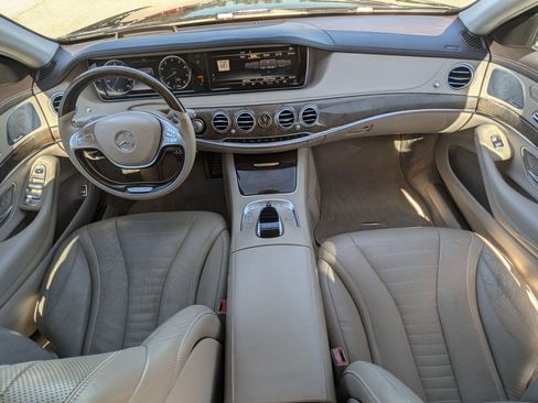 Used 2015 Mercedes-Benz S 550 Sedan image 15